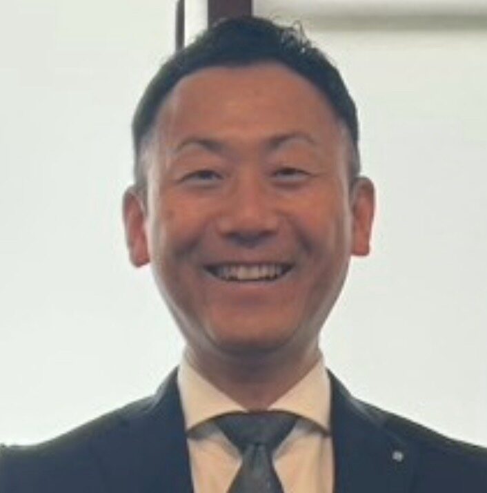 安達社長